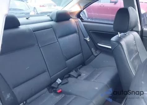 2004 BMW 330Ci z USA, uszkodzony, nr VIN WBABD53474PL12724